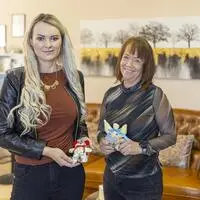 Bernadette Hartl und Ursula Meyer laden zum Trauercafé
