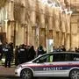 In Wien ist jetzt überall viel Polizei unterwegs - das ist wichtig, damit alle in Sicherheit sein können 