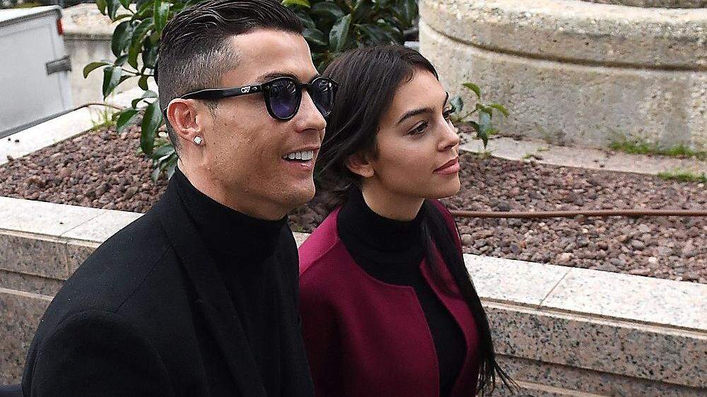 Ronaldo und seine Verlobte Georgina 