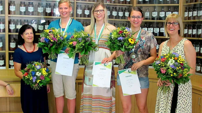 Jasmin Gleichweit (Mitte) vertritt die Steiermark beim Bundeswettbewerb