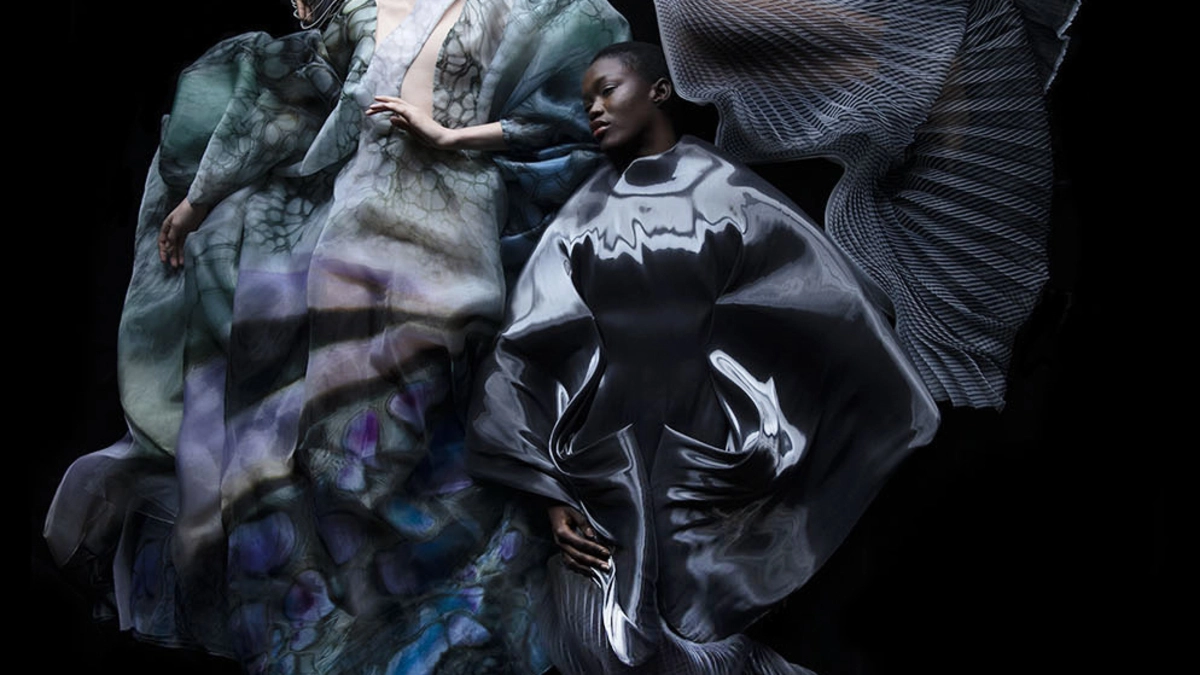 Ausstellung in Paris: Iris van Herpen - Sculpting the Senses  | Ausstellung in Paris: Iris van Herpen - Sculpting the Senses 