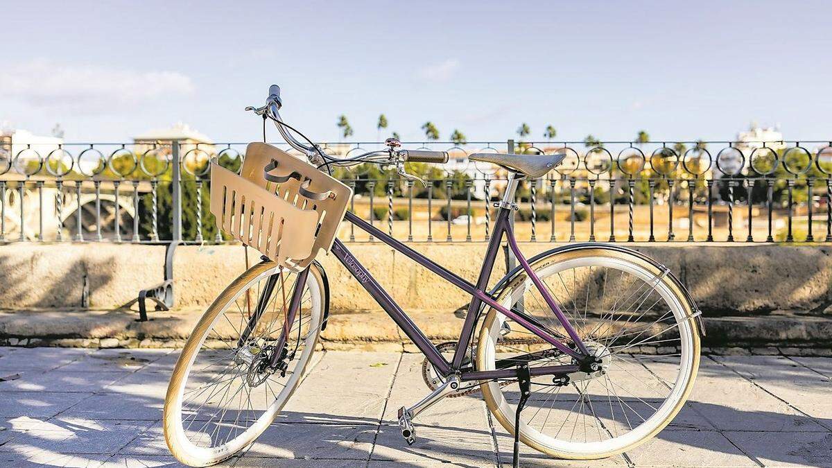 RE:CYCLE ist das erste Fahrrad, das mit gebrauchten und ­recycelten Aluminium-Kapseln ­hergestellt wird 