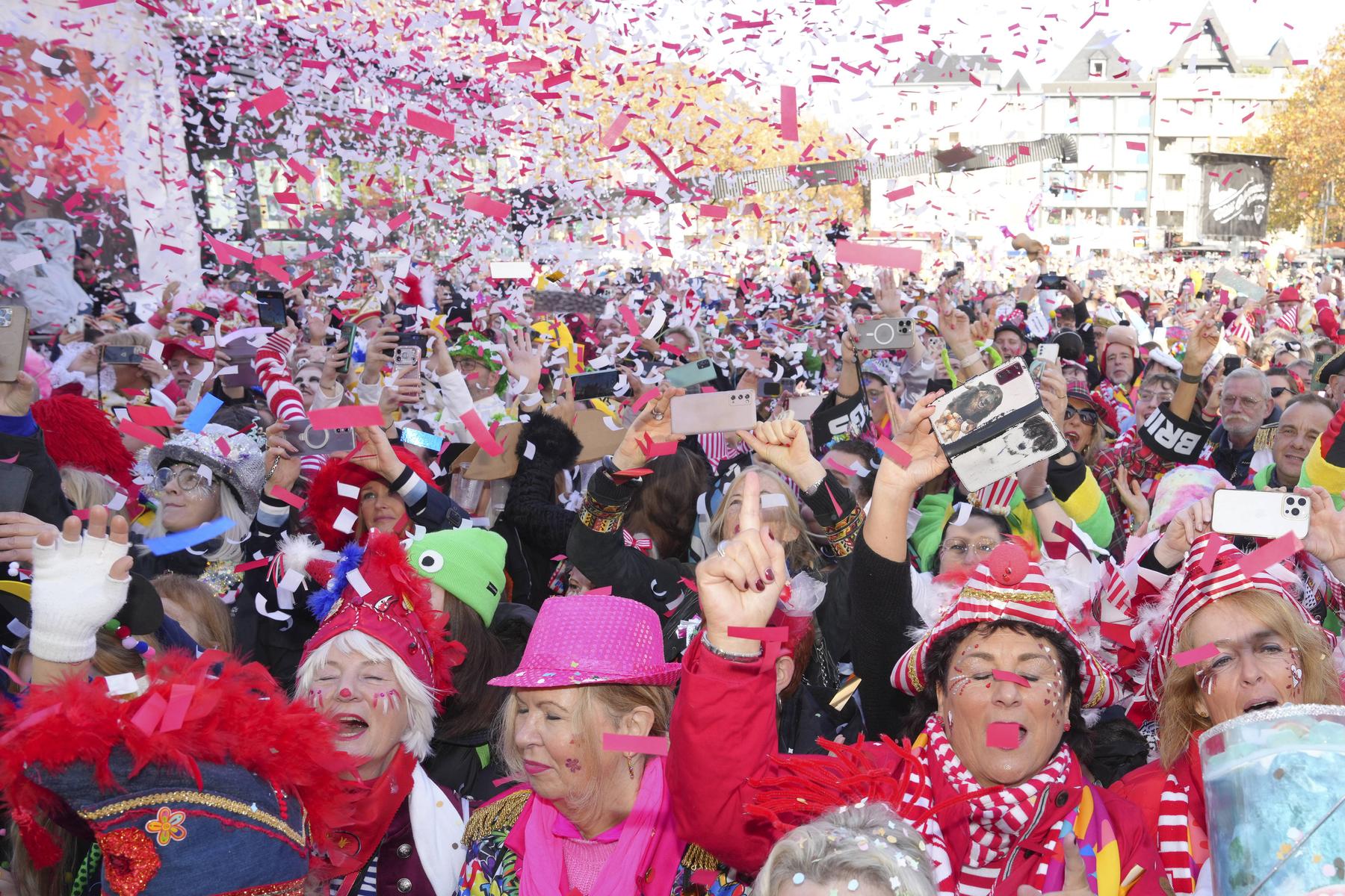 11.11. um 11 Uhr: So bunt war der Faschingsbeginn rund um die Welt