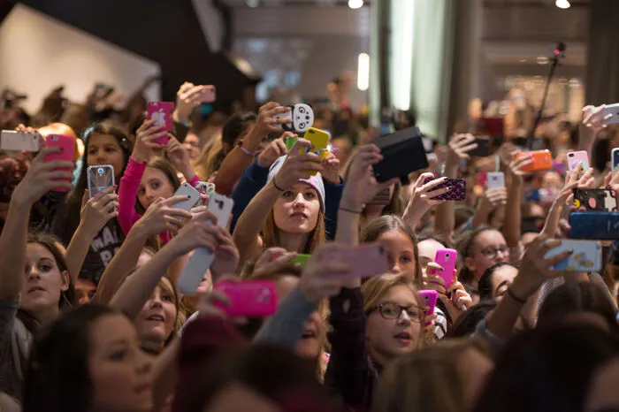 Klicken Sie sich durch die besten Bilder des Auftritts und des "Meet &amp; Greet" backstage in Seiersberg!