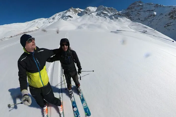 Markus Gauster mit dem jungen Guide Reband.