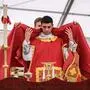 Der Piusbruderschaft gehören mehr als 730 Priester an. Die Katholische Kirche ist ihnen nicht konservativ genug. 