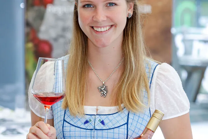 Mit dabei war auch die steirische Weinhoheit Katrin Strohmaier.