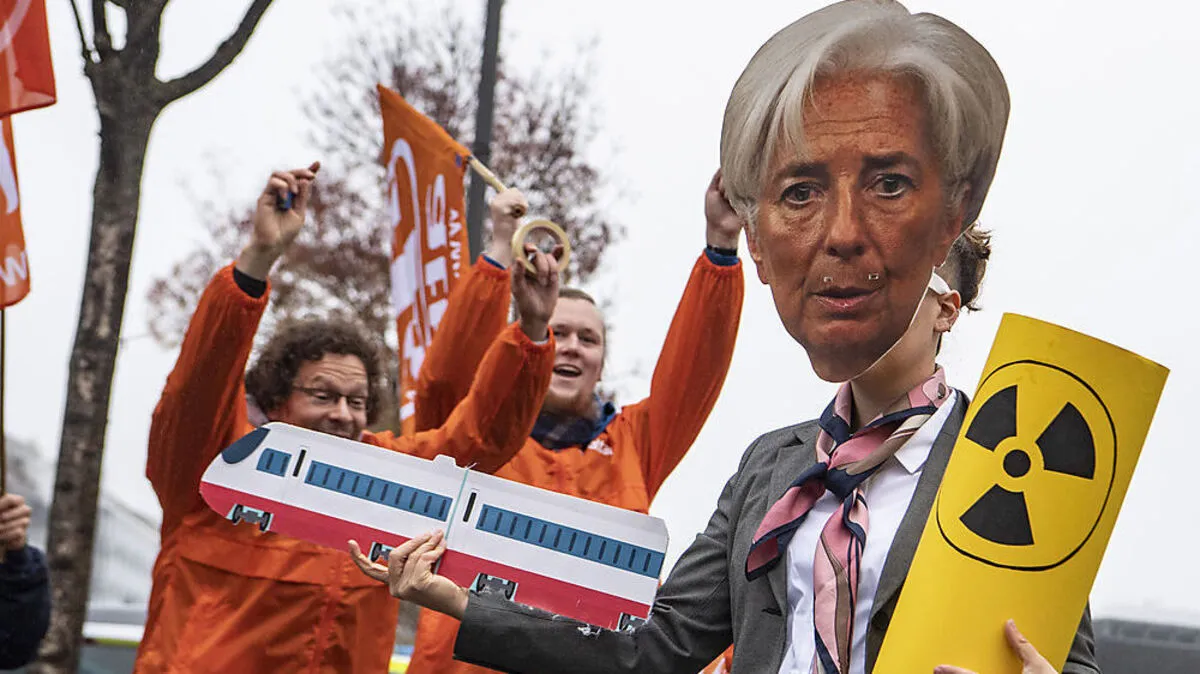 Proteste vor der EZB 