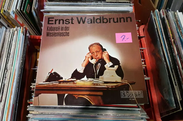 Am Festnetz erreichbar: Ernst Waldbrunn.
