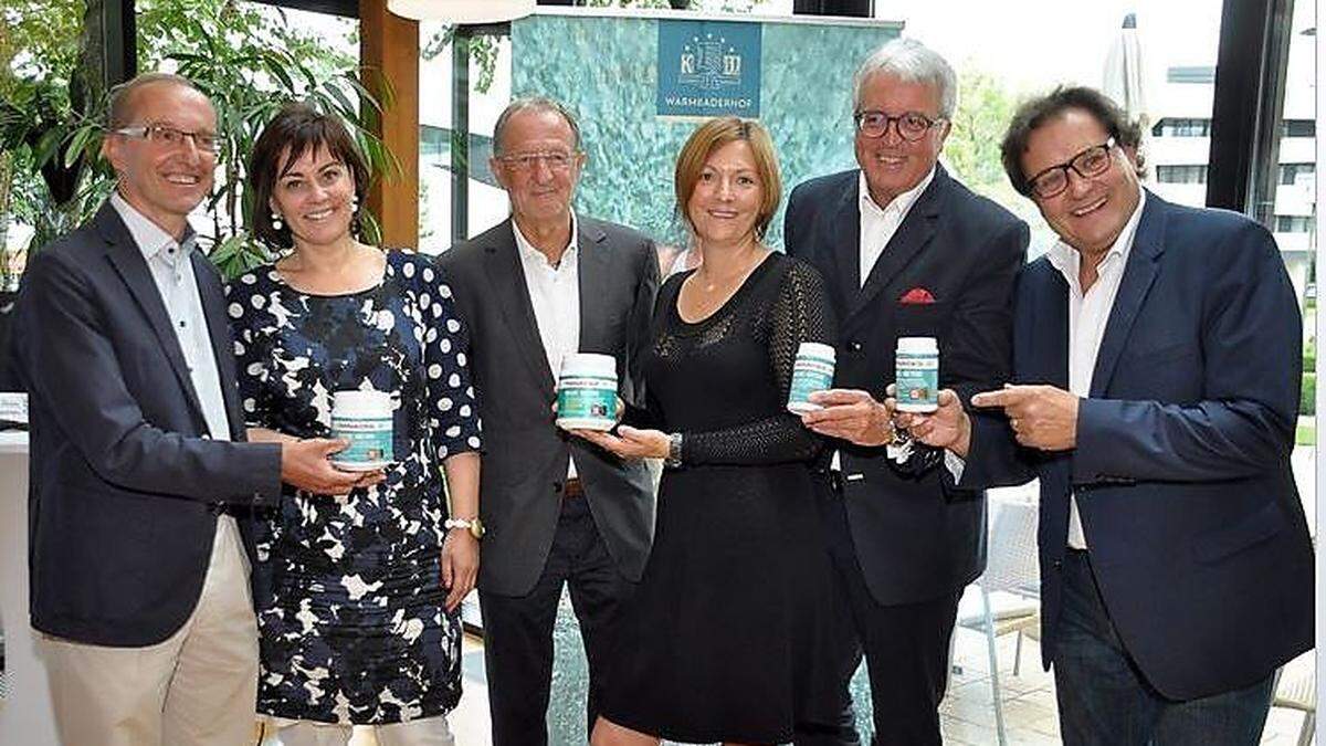 Johannes Kirchheimer, Petra Oberrauner, Jakob Hraschan, Carina Winkler, Manfred Pesek, Alexander Telesko (von links)