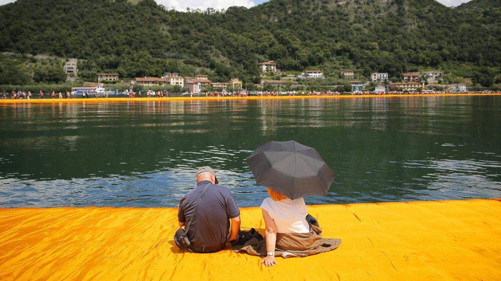 Das Projekt „The Floating Piers“ könnte sich in ähnlicher Form aus Italien auch an den Wörthersee verirren