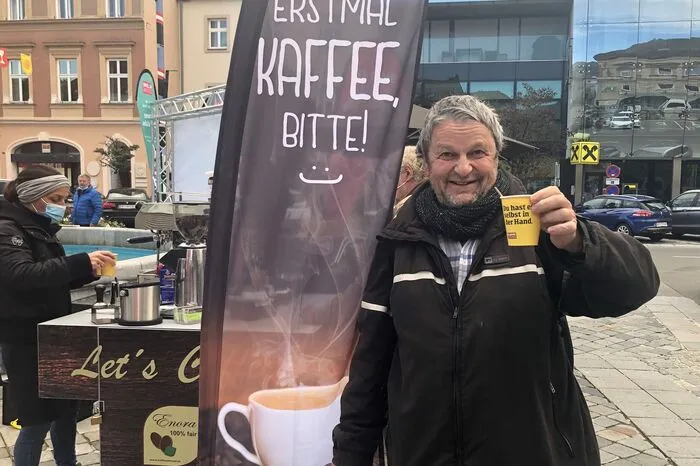 Herbert Marak schaute am Samstagvormittag beim Kleine-Zeitung-Stand auf dem Judenburger Hauptplatz vorbei.
