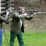 Im Umgang mit Schalldämpfern werden die Jäger in der Schießstätte Zangtal geschult