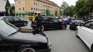 Immer wieder musste die Polizei lenkend eingreifen