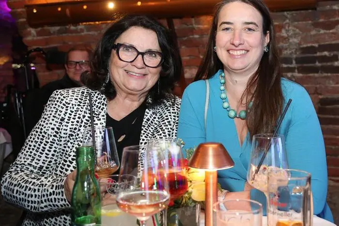 Unter den Gratulanten: Elisabeth Scheucher-Pichler und Pörtschachs Bürgermeisterin Silvia Häusl-Benz.