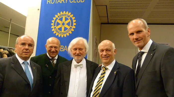 Rotary-Präsident Herbert Wurzer, Präsident-Elect Andreas Bardeau, Dirigent Alois J. Hochstrasser, Organisator Hannes Hofmann, Past-Präsident Bernd Kropf