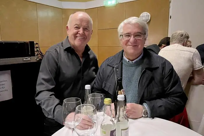 Die Band um den Nestelbacher Sänger und Entertainer Michael Kriendlhofer, der sowohl stimmlich als auch optisch absolut überzeugte, bewies einmal mehr: Der King lebt! 