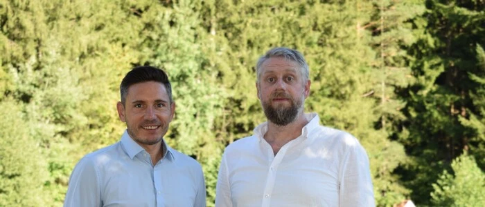 Die Männer hinter der Plattform „www.trag-ein.com“: Jörg Anhofer (links) und Arnold Deutsch