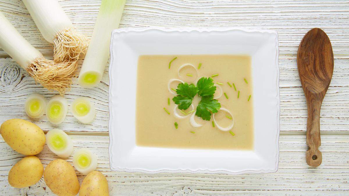 Vichyssoise Cremesuppe mit Lauch und Erdäpfel