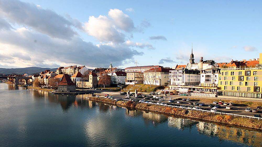 Der Stadtrat in Maribor hat dem in Slowenien geborenen Otto Kernstock gestern die Ehrenbürgerschaft aberkannt