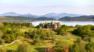 Shuna liegt an der Westküste von Schottland