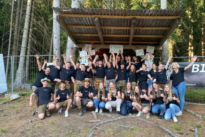 Leiterin Katharina Beren und Obmann Markus Kreuzer zeigten sich begeistert über die tolle Stimmung und die zahlreichen Besucher – ein rundum gelungenes Fest bei perfekten Bedingungen.