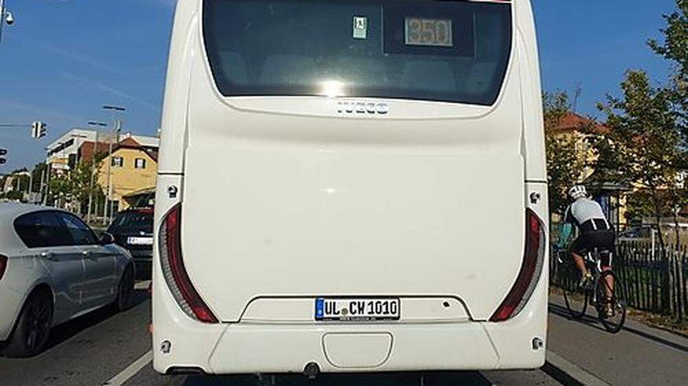Ungewöhnlich: Regionalbus pendelt mit deutschem Kennzeichen zwischen Graz und Gleisdorf