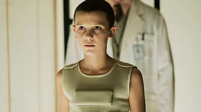 "Stranger Things"-Star Millie Bobby Brown verdient als 14-Jährige mehr als erwachsene Kollegen und Kolleginnen. Laut "The Hollywood Reporter" soll sie pro Folge der dritten Staffel der Sci-Fi-Serie mehr als 200.000 Euro verdienen.