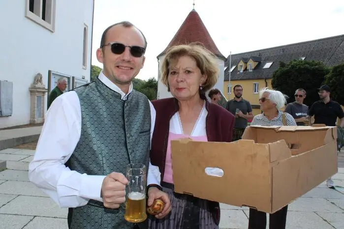 Der Magdalenakirtag zählt zu den ältesten Jahrmärkten der Steiermark. Seine Geschichte reicht mehr als 800 Jahre zurück und ist eng mit der Markterhebung Köflachs verbunden.