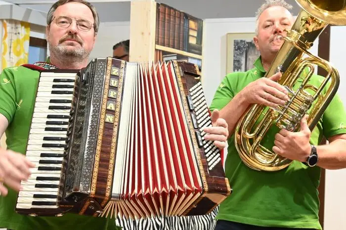 In der Pause unterhielten das Publikum „Die 3G´S“ -Wolfgang, Klaus und Lorenz- mit volkstümlicher Musik unterhalten.