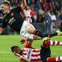 Unfassbar brutales Foul von Eindhovens Hector Morena gegen ManU-Verteidiger Luke Shaw