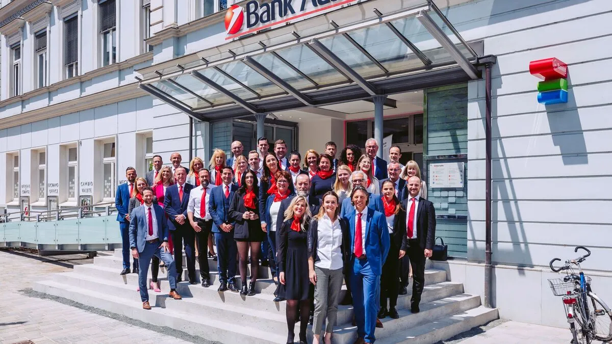 40 Berater sind in der neuen Filiale am Hans Gasser Platz beschäftigt 