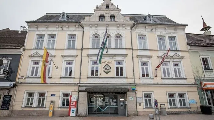 Das Rathaus Feldkirchen ist ab 15. Mai unter Einhaltung der Sicherheitsbestimmungen wieder für den Parteienverkehr geöffnet