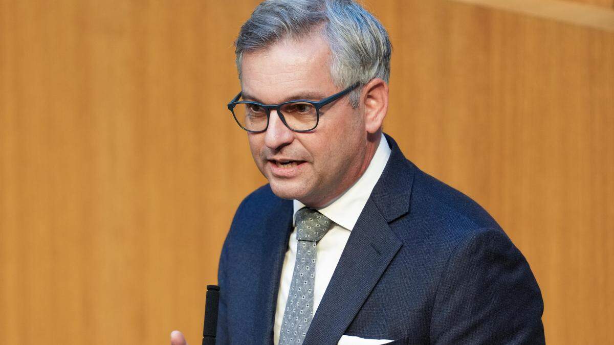 Magnus Brunner muss auf seinen Führerschein  verzichten