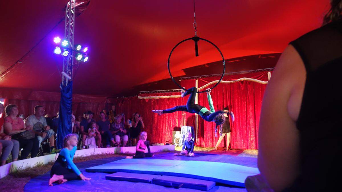 Beim Circus Minelly zeigten die teilnehmenden Kinder ihr Können