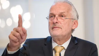 Justizminister Moser will keine Mehrfachbestrafungen mehr