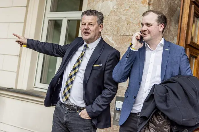 Ankunft Janos Juvan, Gerhard Köfer, Olga Voglauer, Erwin Angerer