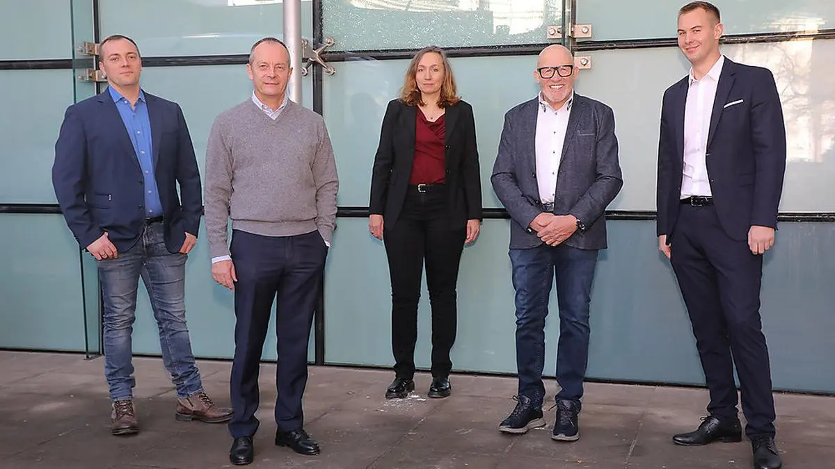 Auszug der Opposition: Daniel Geiger, Werner Murgg, Susanne Sinz, Walter Reiter und Reinhard Lerchbammer 