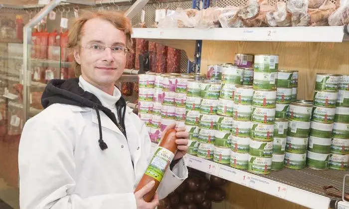 Ilgenfritz Karl Junior Ilgenfritz Fleischverarbeitung Villach neuee Produkte in Dosen Hundefutter