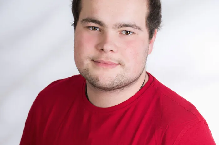 Alexander Haidinger aus Ottendorf (er arbeitet für "Cserni Wohnen" in Fehring) geht im Bewerb der Bautischler an den Start. Das Motto des 20-Jährigen für die EuroSkills: "Mit voller Motivation dabei sein!"