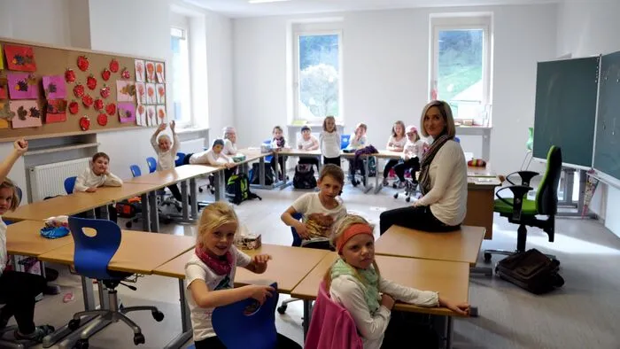 Die Kinder fühlen sich sichtlich wohl in ihrer "neuen" Schule. Am 4. November wurde die Eröffnung der sanierten Volksschule Gaal gefeiert.