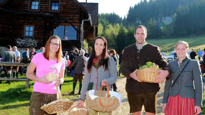 Sonnenschein erwartete am Sonntag die Hunderten Besucher des Milchfestes in der Rachau.