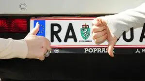 Die Meinungen, ob „RA“ wieder auf den Nummerntafeln stehen soll oder nicht, sind gespalten