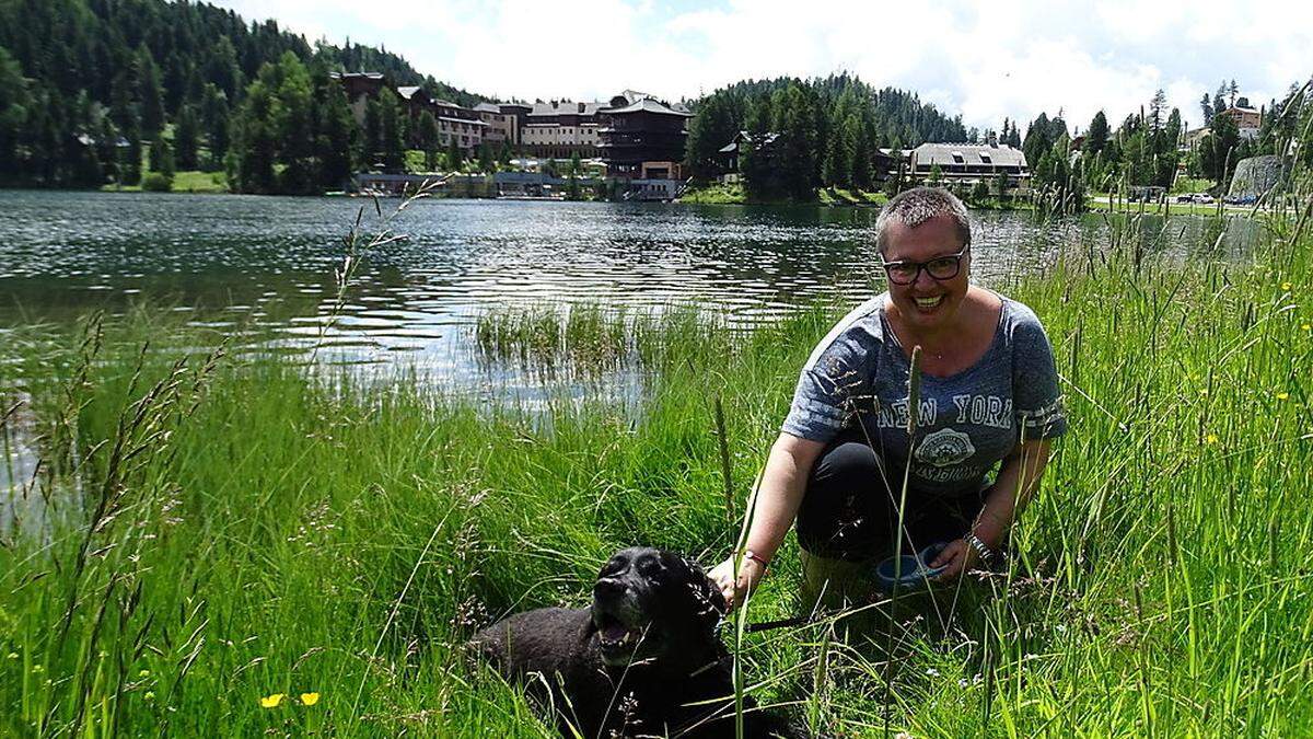 Sabine Oberhauser mit Hund Felix