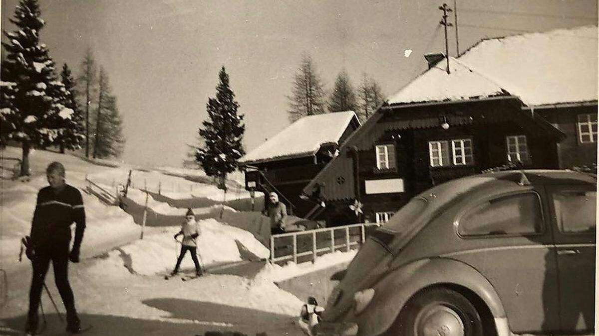 Skispaß früher: In Strick, ohne Helm