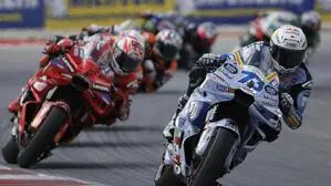 Alex Marquez gewann vor Bruder Marc