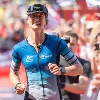 Gabriele Obmann wurde 2023 beim Ironman Austria in Klagenfurt Zweite