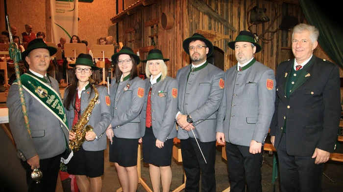 Der Musikverein Geistthal feiert 2018 sein 95-jähriges Gründungsfest. Dieses Jubiläum können die Musiker unter Obmann Johann Jantscher und Kapellmeister Sascha Mitrovic nun in ihrer neuen Tracht feiern.