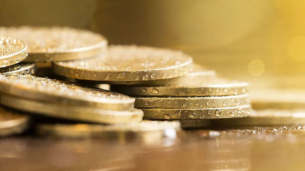 Zur Geldanlage sind nur Goldbarren und Bullionmünzen (geprägt in hoher Stückzahl) wie der Wiener Philharmoniker geeignet.