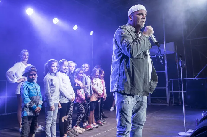 Gerry Friedle alias DJ Ötzi wurde von Kindern aus dem Publikum gesanglich unterstützt.